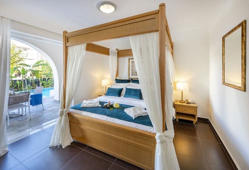 Президентский Люкс, Peridis Family Resort