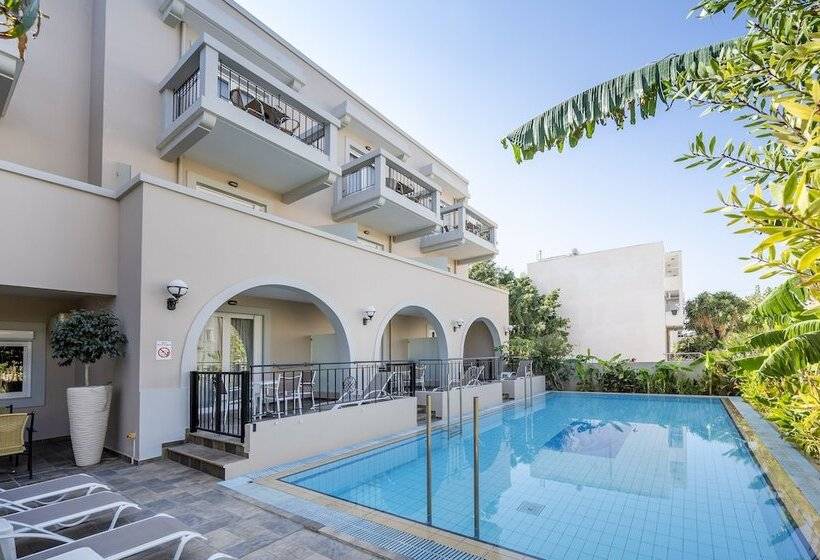 Президентский Люкс, Peridis Family Resort