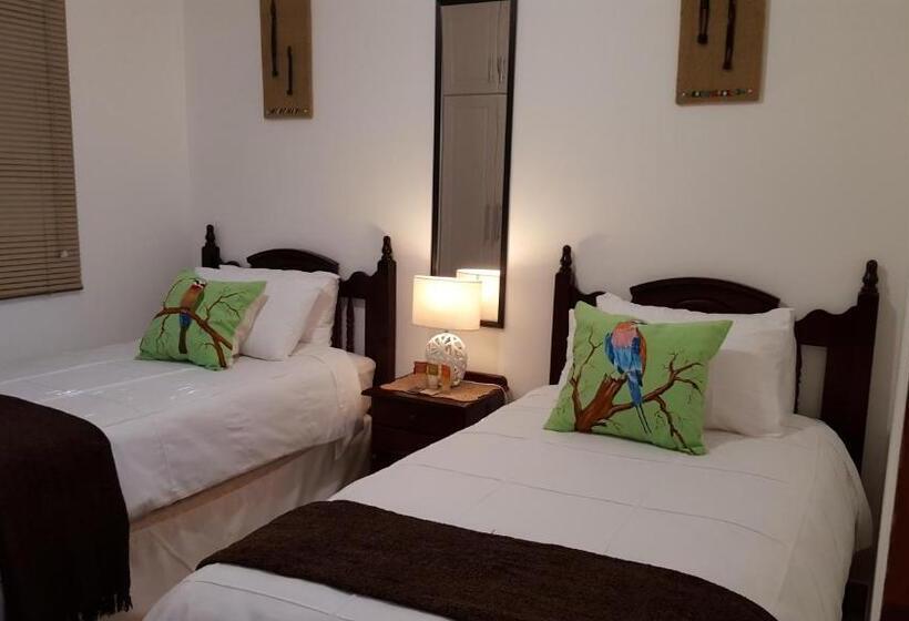 חדר משפחתי, African Dwarf Kingfisher Guesthouse