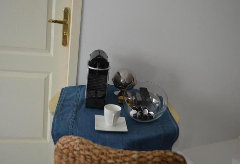 スタンダードルーム, Chambre D Hôtes The Yellow Cube