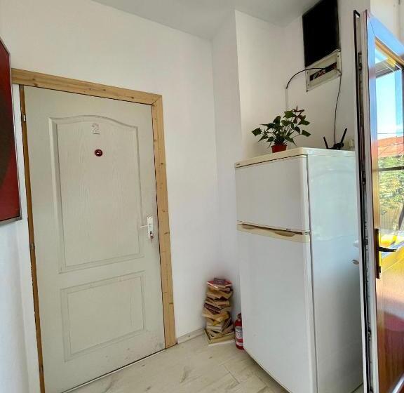 Трехместный Номер Стандарт Вид на Сад, Casa Trandafirilor