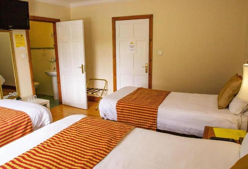 Четырехместный Номер Стандарт, Rockfield Manor B&b, Knock