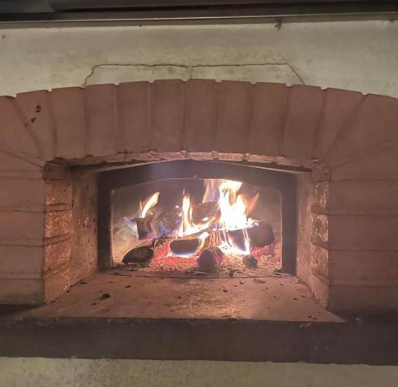 غرفة إقتصادية فردية, Low Budget Bungalows