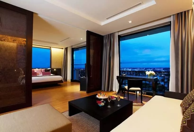 سوییت جونیور, Avani Khon Kaen Hotel & Convention Centre