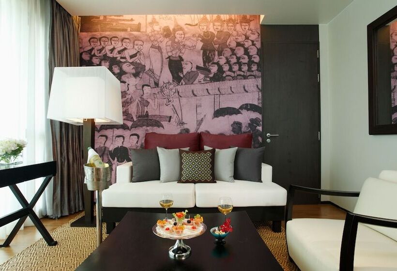 Полулюкс, Avani Khon Kaen Hotel & Convention Centre