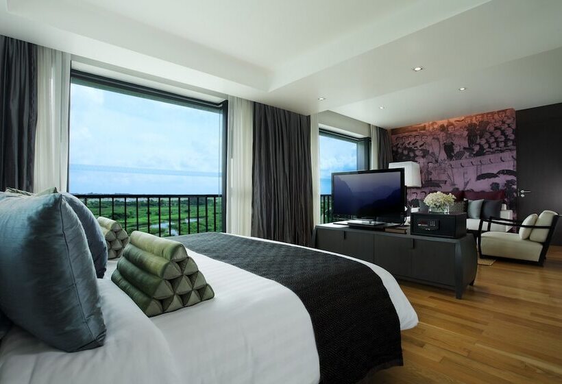 Полулюкс, Avani Khon Kaen Hotel & Convention Centre