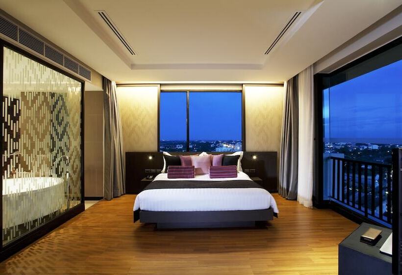 Президентский Люкс, Avani Khon Kaen Hotel & Convention Centre