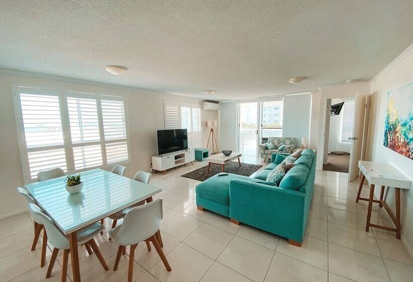 شقة 3 غرف نوم إطلالة جانبية على البحر, Bargara Blue Resort