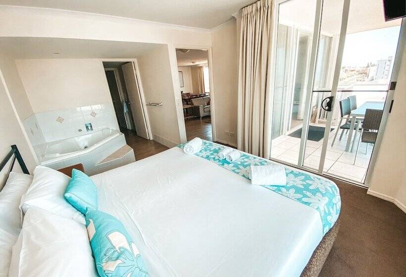 شقة 3 غرف نوم إطلالة جانبية على البحر, Bargara Blue Resort