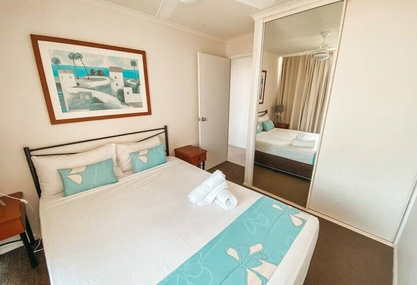 شقة 3 غرف نوم إطلالة جانبية على البحر, Bargara Blue Resort