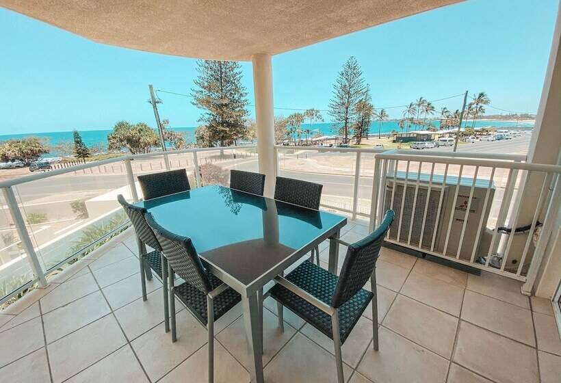 Апартаменты Ejecutiva 3 Спальни, Bargara Blue Resort