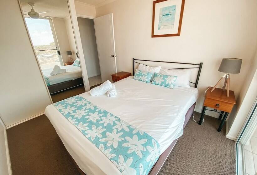 شقة 3 غرف نوم إطلالة جانبية على البحر, Bargara Blue Resort