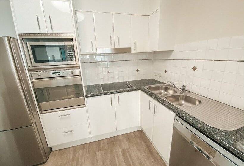 شقة 3 غرف نوم إطلالة جانبية على البحر, Bargara Blue Resort