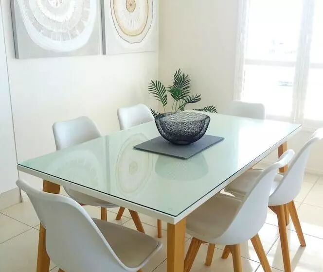 3 Bedroom Apartment Side Sea View, Bargara Blue Resort