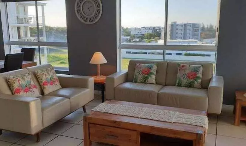 3 Bedroom Apartment Side Sea View, Bargara Blue Resort