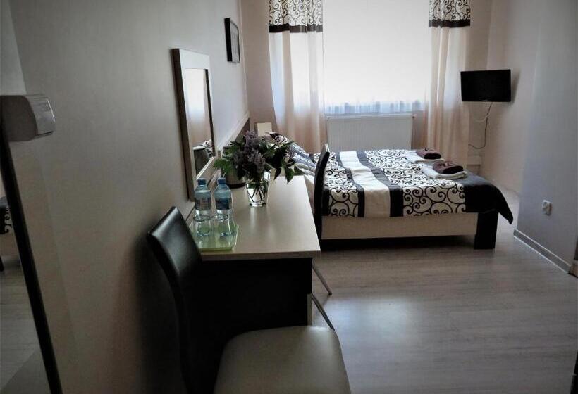 スタンダードルーム, Fala Na Wyspie