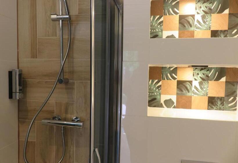 スタンダードスタジオ, Fala Na Wyspie