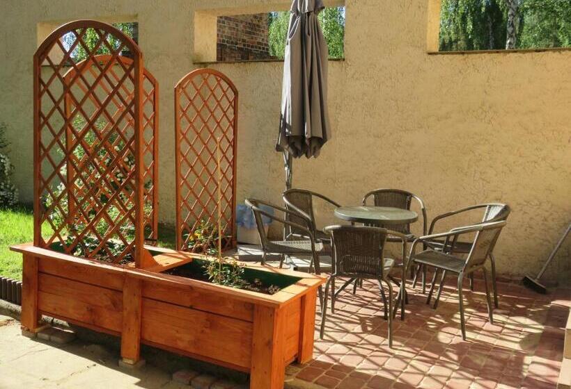 ファミリーステューディオ, Fala Na Wyspie