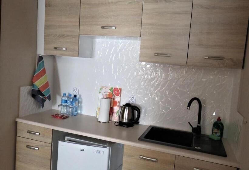 ファミリーステューディオ, Fala Na Wyspie