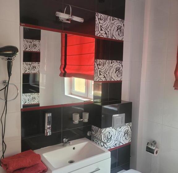 1ベッドルームアパートメント, Fala Na Wyspie