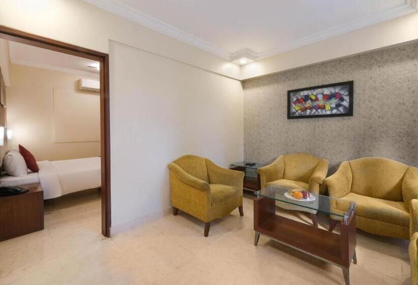سوییت, 7 Apple Hotel Pimpri Pune