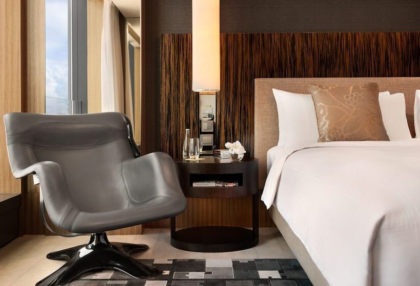 اتاق کلاب, Icon