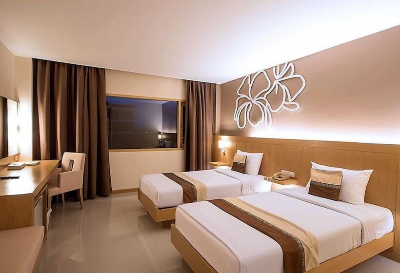 חדר סופריור, Navarat Heritage