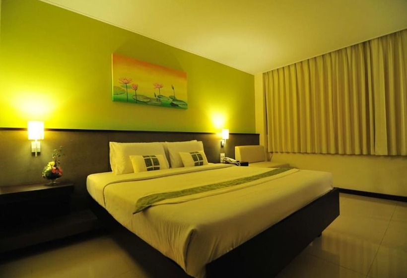 חדר סופריור, Navarat Heritage