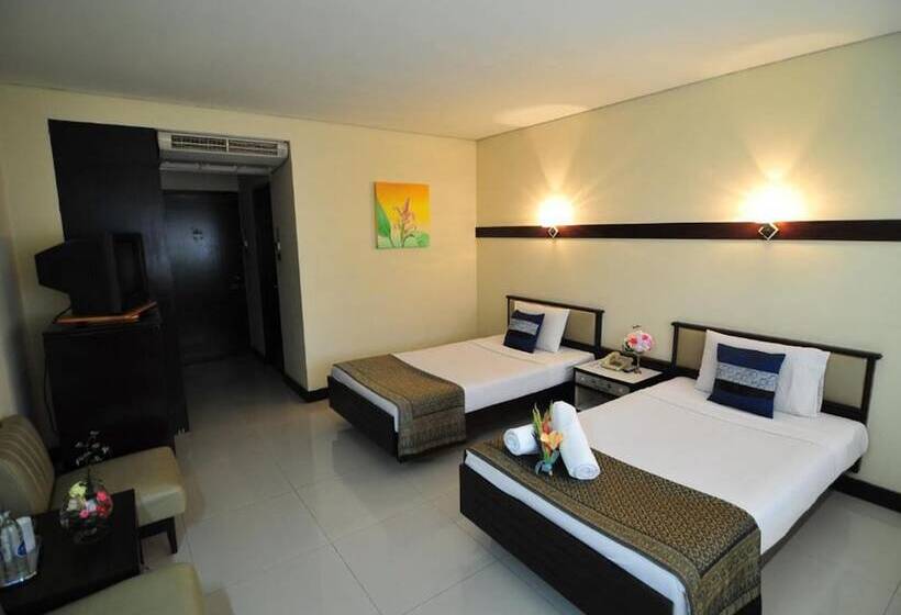 חדר סופריור, Navarat Heritage