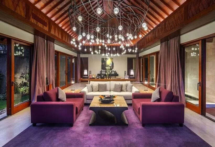 ویلای دلوکس 1 خوابه با چشم‌انداز دریا, The Edge Bali