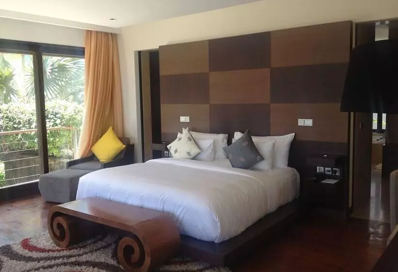 ویلای 2 خوابه با چشم‌انداز دریا, The Edge Bali