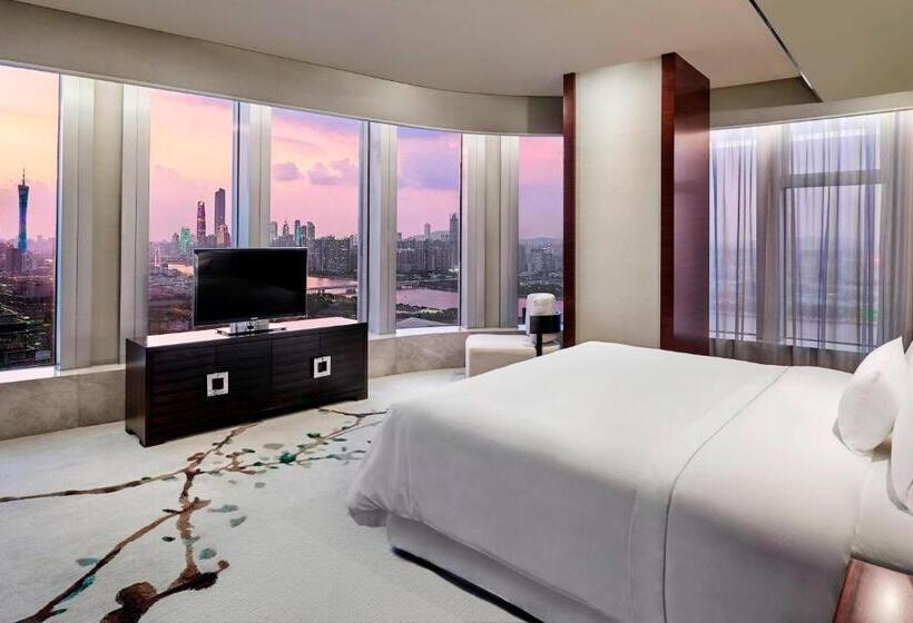 سوئیت با تخت بزرگ, The Westin Pazhou