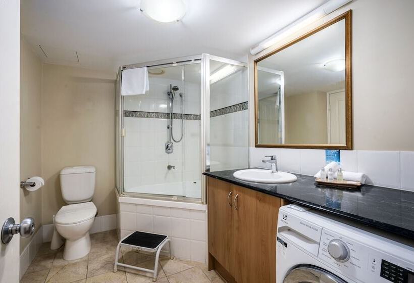 スーペリアスタジオ, Landmark Resort