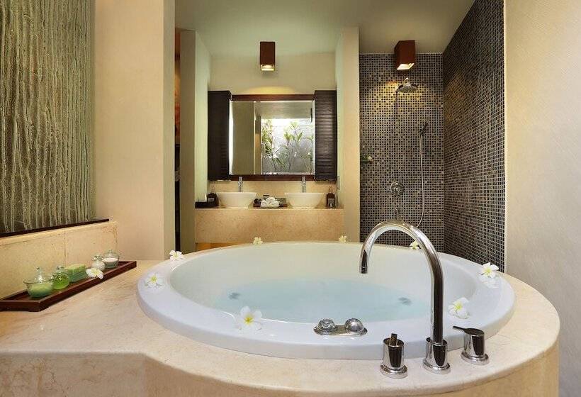 Вилла 3 Спальни с Бассейном, Le Jardin Villas Seminyak