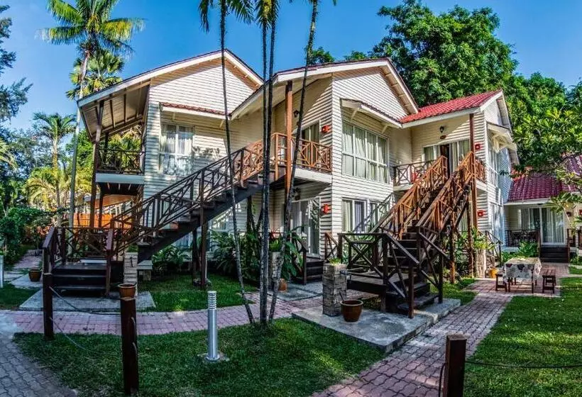 キングサイズベッドのスイートルーム, Sutera Sanctuary Lodges At Manukan Island