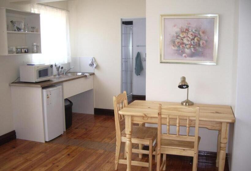 اتاق استاندارد, Dee S Bnb