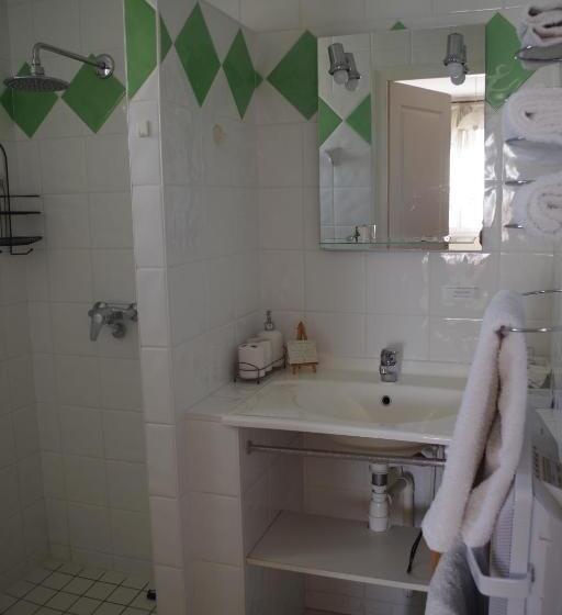 غرفة قياسية, Les Lavandières