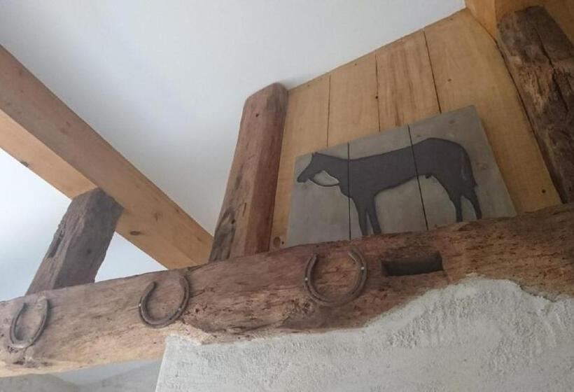 标准工作室, La Fermette