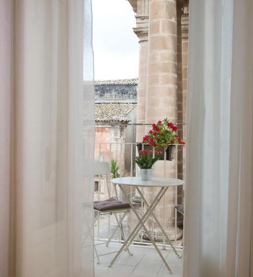 חדר סטנדרט עם מרפסת, Tocco Barocco   Locazioni Brevi