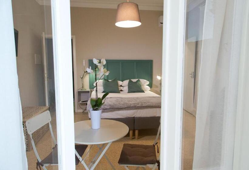 חדר סטנדרט עם מרפסת, Tocco Barocco   Locazioni Brevi