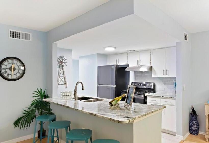 带3个卧室的公寓, Spacious Coastal Haven 3bd Condo