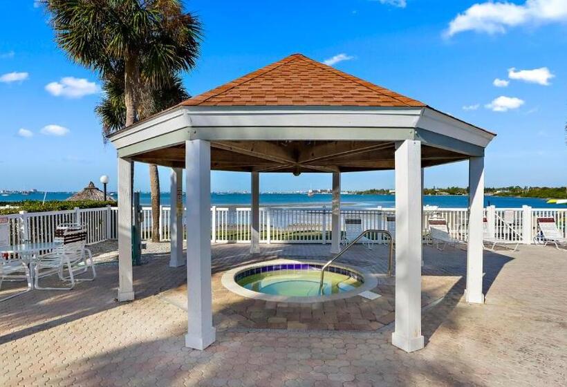 带3个卧室的公寓, Spacious Coastal Haven 3bd Condo