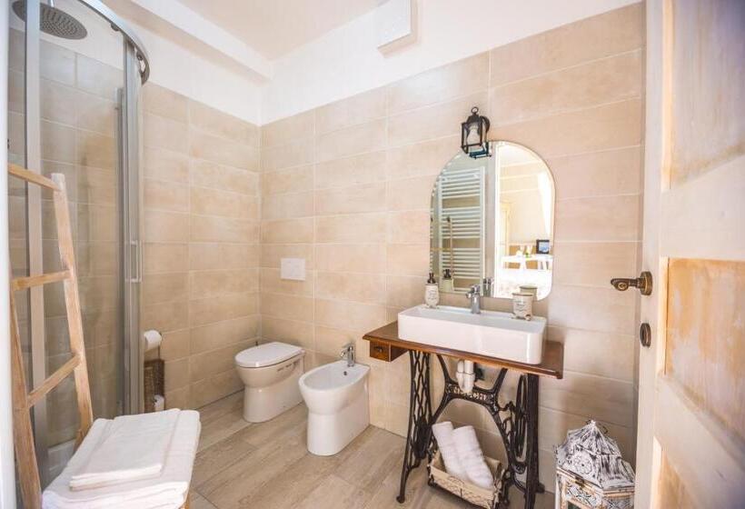 اتاق لوکس, B&b Il Folletto Del Lago