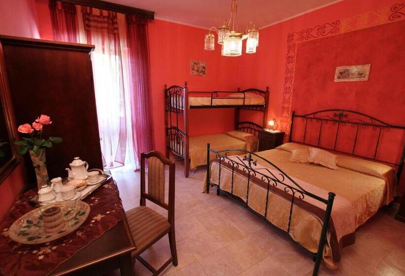 オーシャンビュースタンダードルーム, B&b La Sirenetta