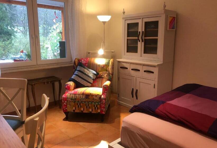 غرفة قياسية, Haus 3 Birken