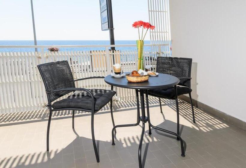 Номер Стандарт Вид на Море, Marina D Agrò Residence