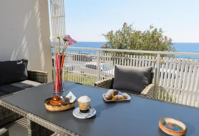 景色の見えるスタンダード4人部屋, Marina D Agrò Residence