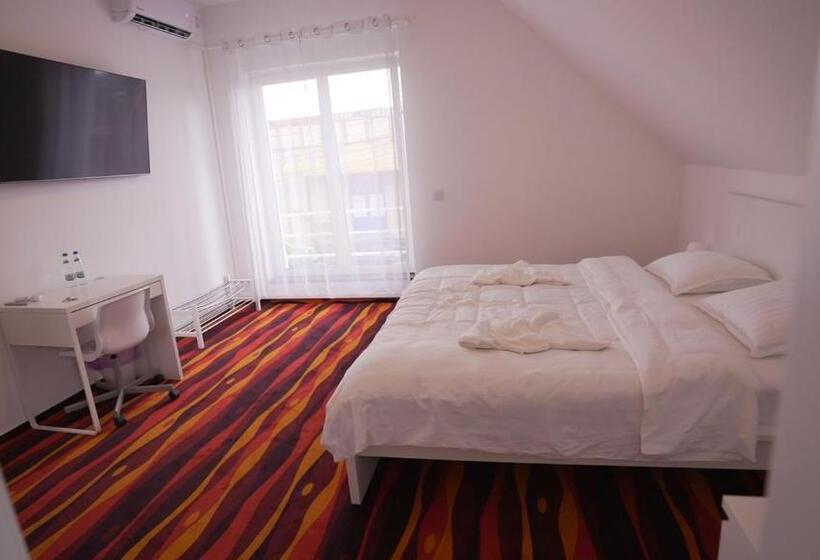 豪华房间, Vivo House