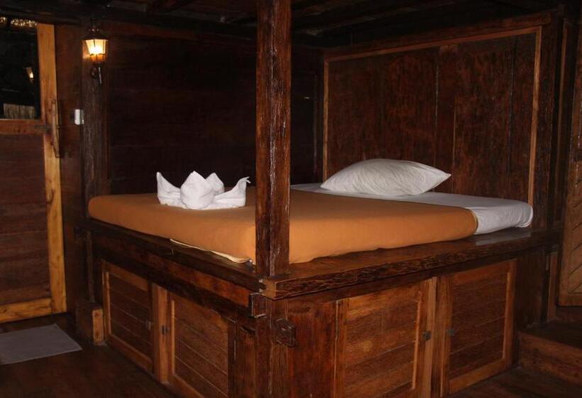 בקתה דלוקס, Geopark Village