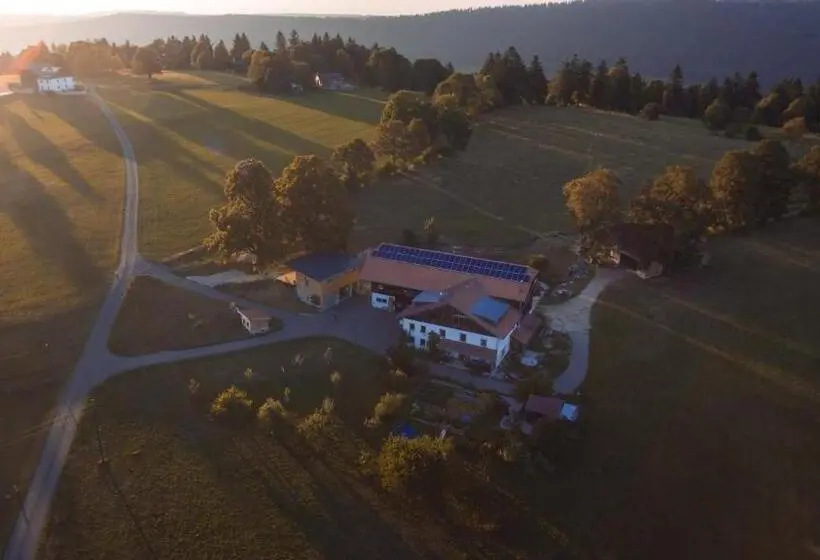 テラス付き１ベッドルームアパートメント, Au Chant Du Vent